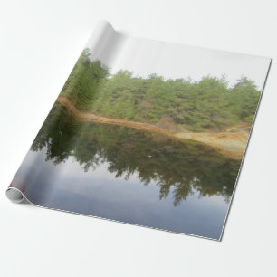 Pine Treflection Lake Geschenkpapier