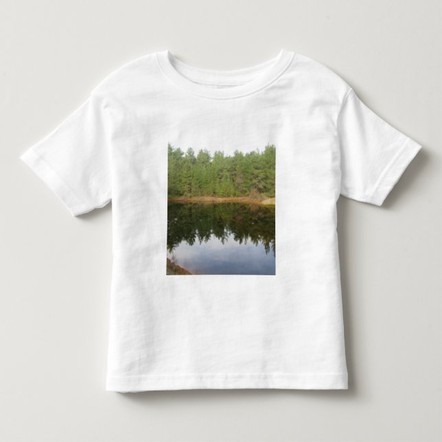 Pine Treflection Lake Kleinkind T-shirt (Vorderseite)