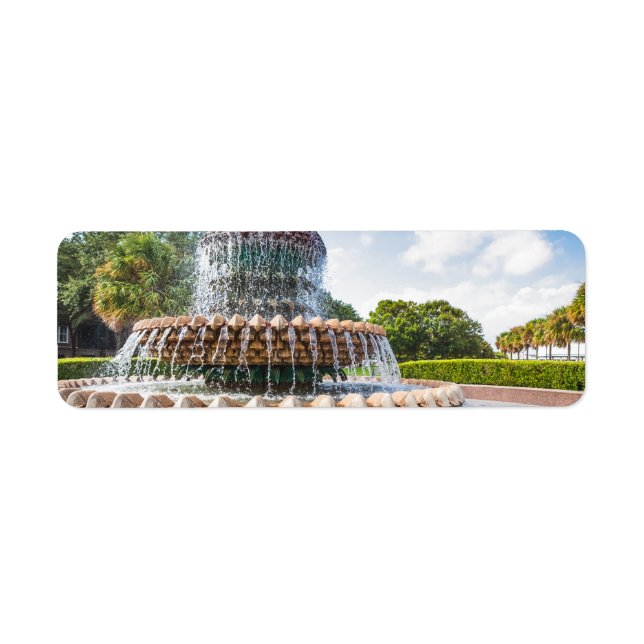 Pineapple Fountain in Charleston, (Vorne)