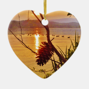 Pinecone Keramikornament