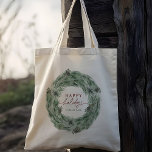 Pinecone Tree Wreath Happy Holidays  Tragetasche<br><div class="desc">Pine Tree Wreath Winter Holiday Tote Bag mit individuellem Text. Klicken Sie auf die SCHALTFLÄCHE BLAUE DESIGN TOOL,  um eine erweiterte Anpassung dieses Designs zu erhalten. Matching-Elemente sind ebenfalls verfügbar.</div>
