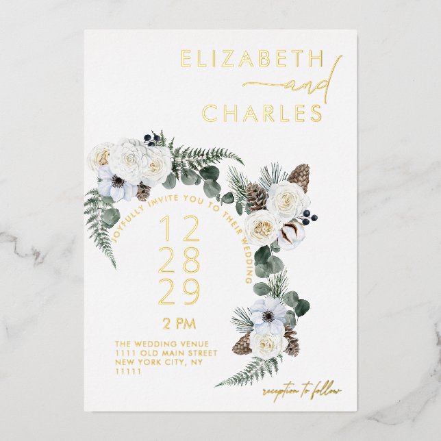Pinecone Winter Greenery White Floral Wedding Folieneinladung (Vorderseite)