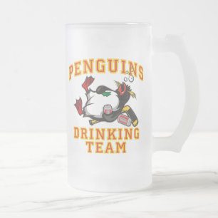 Pingouins buvant l'équipe 16oz. Tasse givrée
