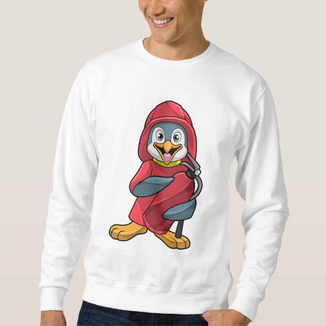 Pinguin als Feuerwehrmann mit Löschgerät Sweatshirt (Vorderseite)