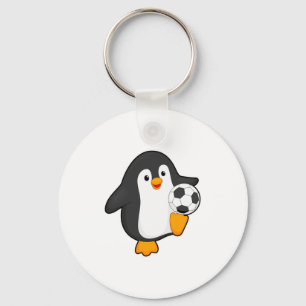 Pinguin als Fußballspieler mit Fußball T-Shirt Schlüsselanhänger
