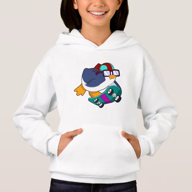 Pinguin als Skater mit Skateboard Hoodie (Vorderseite)