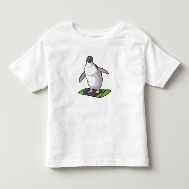 Pinguin als Snowboarder mit Snowboard Kleinkind T-shirt (Vorderseite)