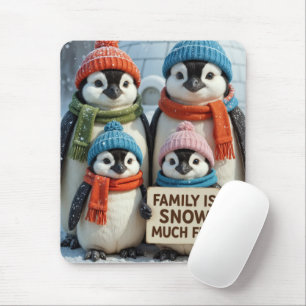 Pinguin-Familie mit Spaß-Zeichen Mousepad