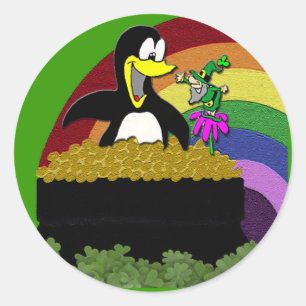 Pinguin, Leprechaun, Gold und Regenbogen Runder Aufkleber