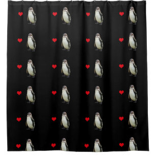 Pinguine mit rotem Herzmuster auf schwarz Duschvorhang