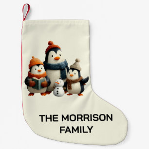 Pinguinfamilie im Winter mit Schneemann Kleiner Weihnachtsstrumpf