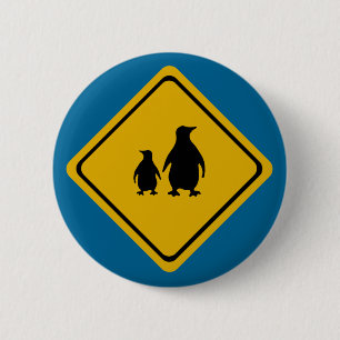 Pinguinstraßenschild Button