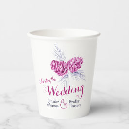Pinienkegel zeichnend Winterhochzeit mit blauer Pf Pappbecher