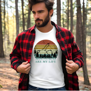 Pinienwaldlandschaft T-Shirt