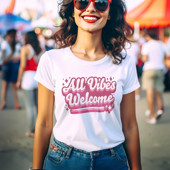 Pink All Vibes Willkommen Typografie Frauen T-Shirt (Von Creator hochgeladen)