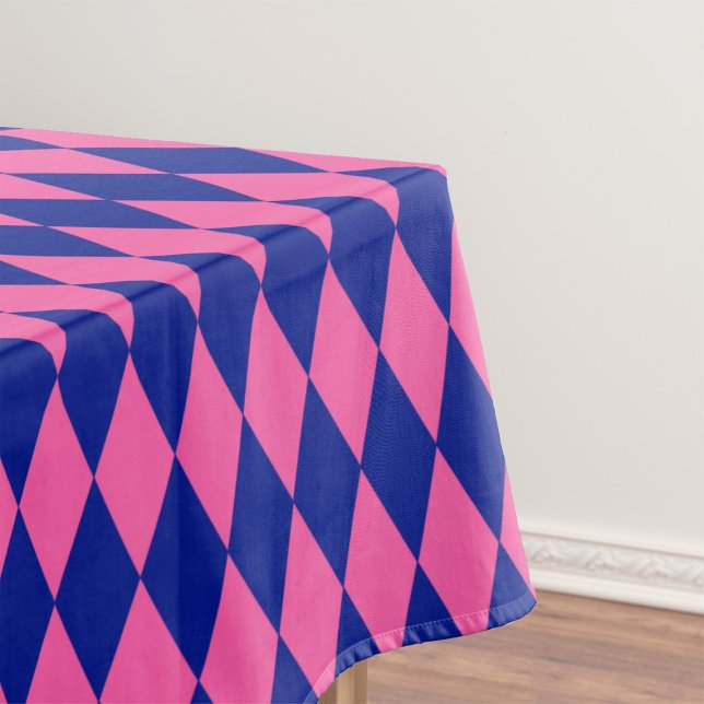 Pink and Blue Harlequin Checkered Design  Tischdecke (Von Creator hochgeladen)