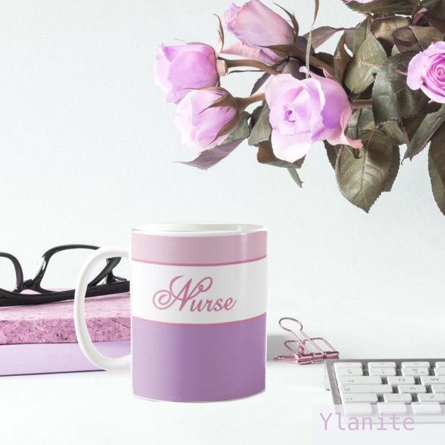 Pink and purple nurse kaffeetasse (Von Creator hochgeladen)
