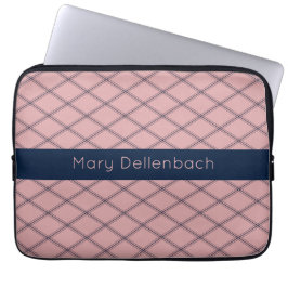 Pink Art Deco Muster mit Navy Name Strip Laptopschutzhülle