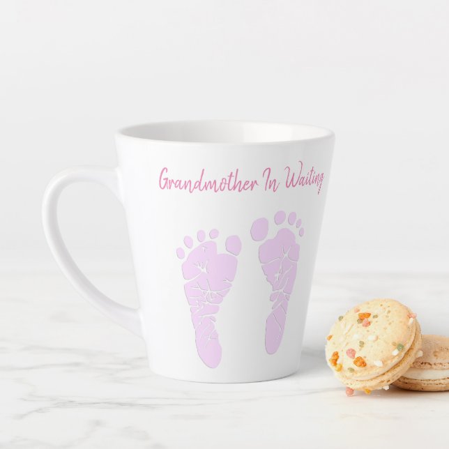 Pink Baby Footprints Großmutter Ankündigung Milchtasse (Beispiel)