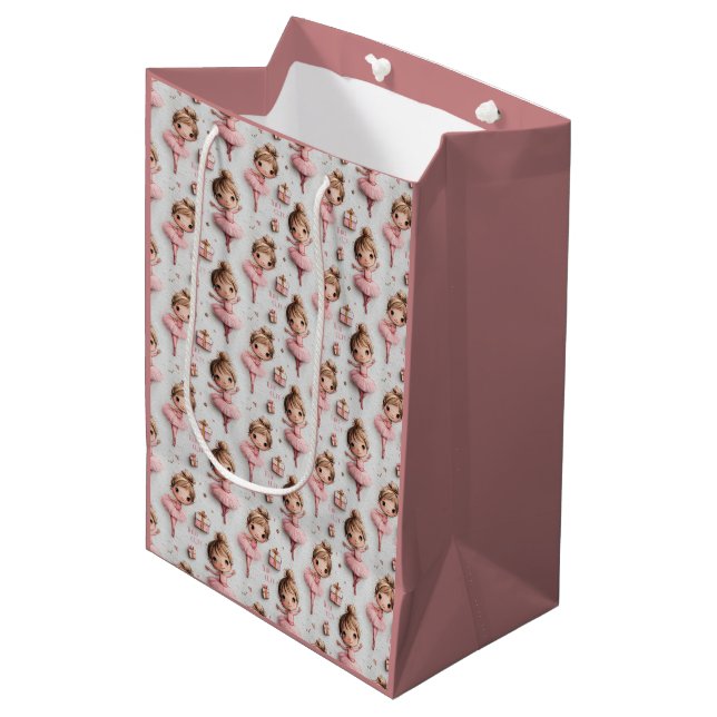 Pink Ballerina Dream with Tutus Mittlere Geschenktüte (Vorderseite Schrägansicht)
