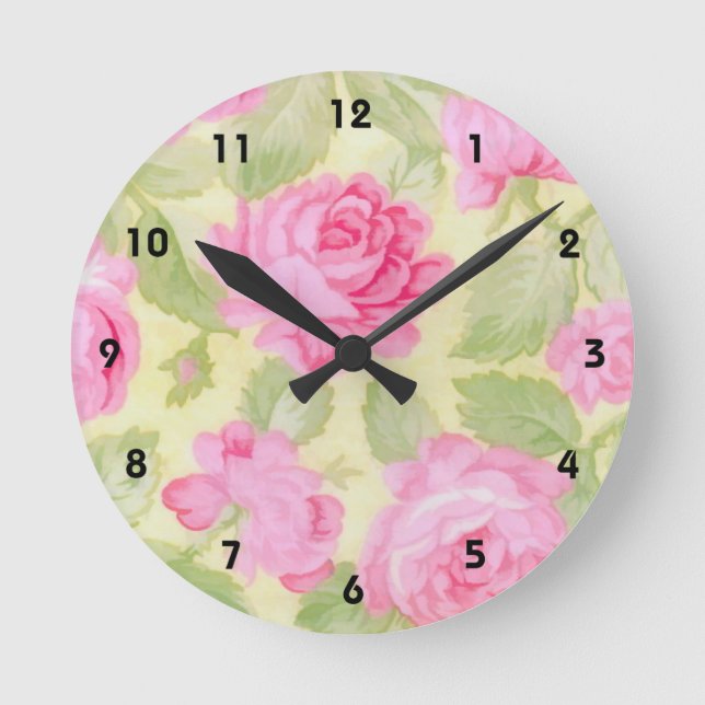 Pink Beauties Wall Clock Runde Wanduhr (Vorderseite)