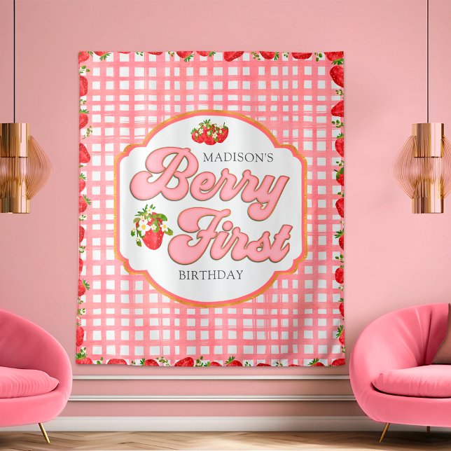 Pink Berry First Red Strawberry Birthday Hintergru Wandteppich (Von Creator hochgeladen)