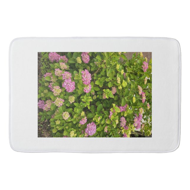 Pink Blossom Garden Bath Mat Badematte (Vorderseite)