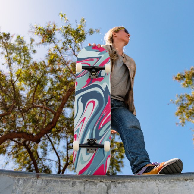 Pink  blue Skateboard (Außenbereich 1)