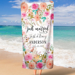 Pink Blush Floral Custom nur verheiratet Strandtuch