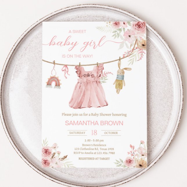 Pink Boho Clothesline Babydusche Einladung (Sweet Baby Girl Boho Clothes Baby Shower Invitation)