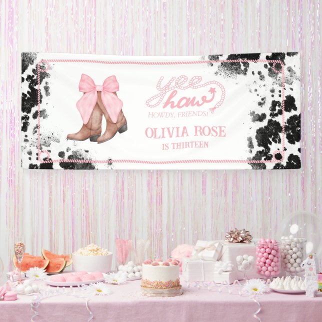 Pink Bow & Cowgirl Boots Coquette Western Geburtst Banner (Party)