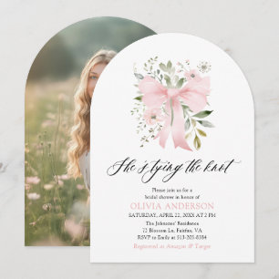 Pink Bow Floral Sie bindet das Brautparty des Knot Einladung