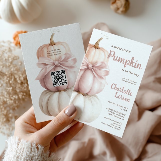 Pink Bow Little Pumpkin Girl Babydusche QR Code Einladung (Pink Bow Little Pumpkin Girl Baby Shower QR Code Invitation)