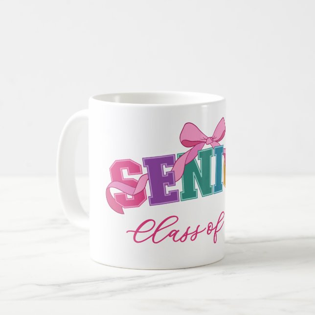 Pink Bow Varsity Letter Senior Class of Year Kaffeetasse (Vorderseite Links)