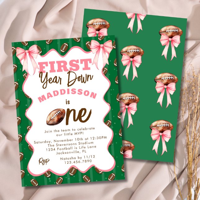 Pink Bows First Year Down Football 1st Birthday  Einladung (Von Creator hochgeladen)