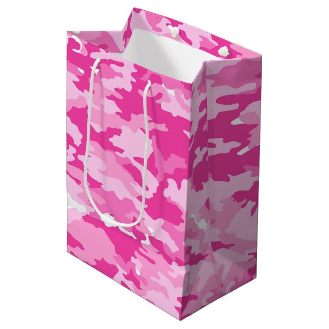 Pink Camo Pattern – Breast Cancer Awareness Mittlere Geschenktüte (Vorderseite Schrägansicht)