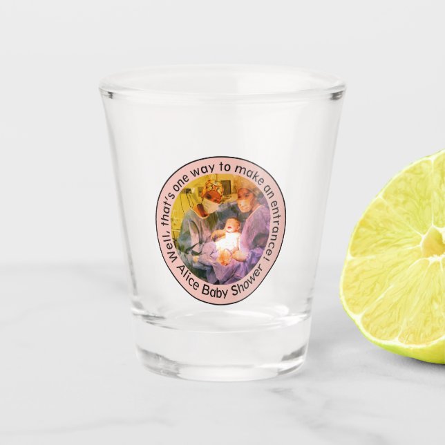 Pink Cesarean Birth Personalized Baby Shower Gift  Schnapsglas (Vorderseite)