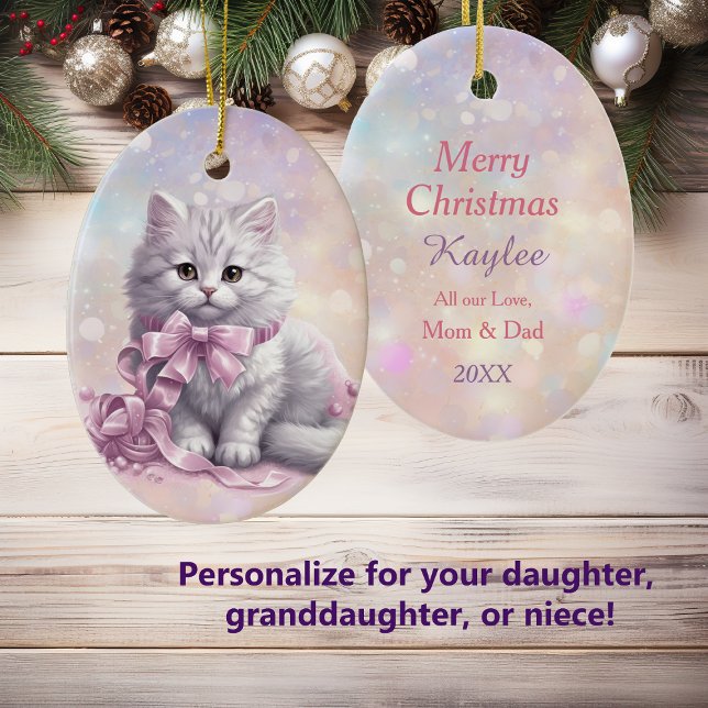 Pink Christmas Bow White Kitten Kinder Keramik Ornament (Von Creator hochgeladen)