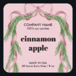 Pink Christmas Ribbon Wreath Candle Produkt-Etiket Quadratischer Aufkleber<br><div class="desc">Schlagen Sie Ihre Weihnachtskerzen in Gläsern mit diesem wunderschönen handgezeichneten Weihnachtskranz mit rosa Bandetiketten</div>