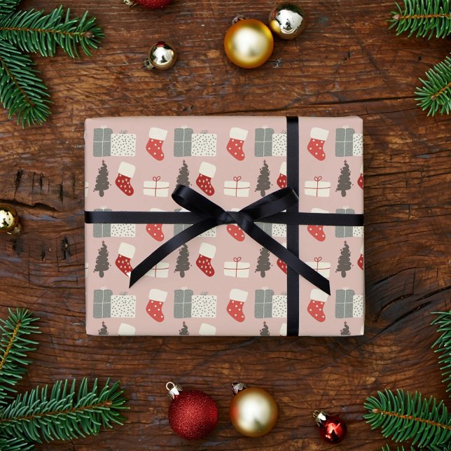 Pink Christmas Stockings Wrapping Paper  Geschenkpapier (Von Creator hochgeladen)