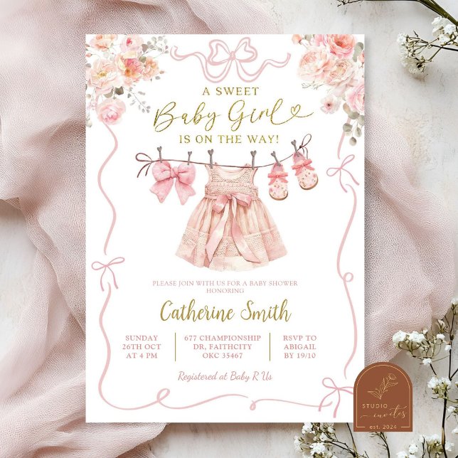 Pink Coquette Girl Baby Kleidung Kinderdusche Einladung (Von Creator hochgeladen)