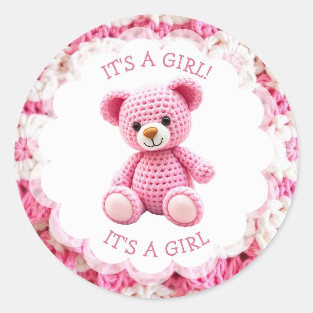 Pink Crocheted Teddy Bear It's a Girl Runder Aufkleber (Vorderseite)