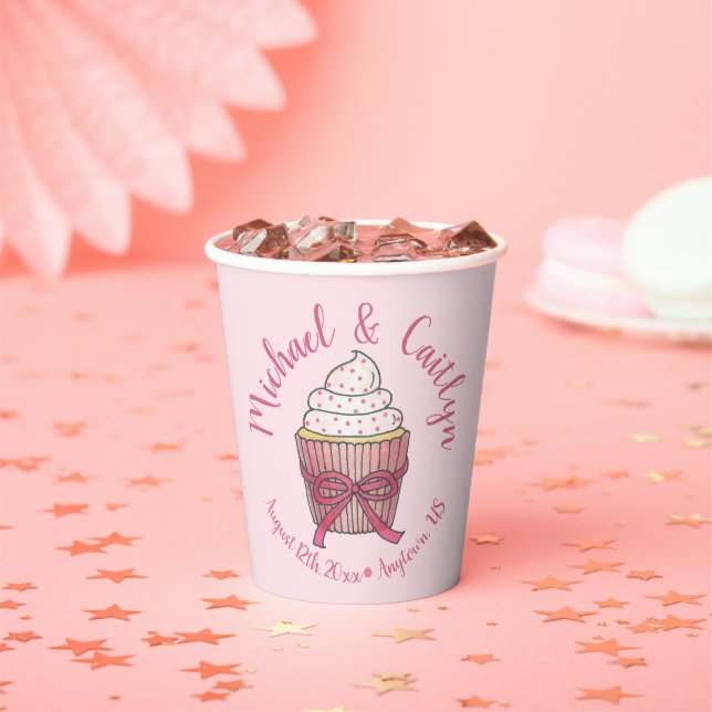 Pink Cupcake Bow Sprinkles Wedding Brautparty Pappbecher (Insitu)