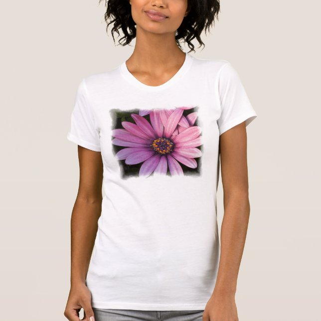 Pink Daisy T-Shirt (Vorderseite)