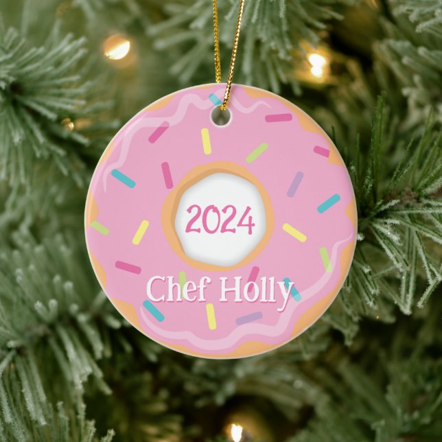 Pink Donut Koch, Cook oder Baker Weihnachten Keramik Ornament (Baum)