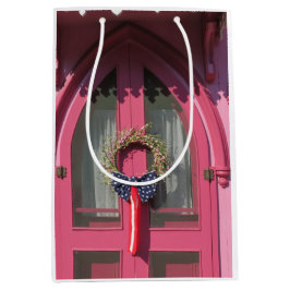 Pink Door Gingerbread Hütte - Martha's Vineyard Mittlere Geschenktüte