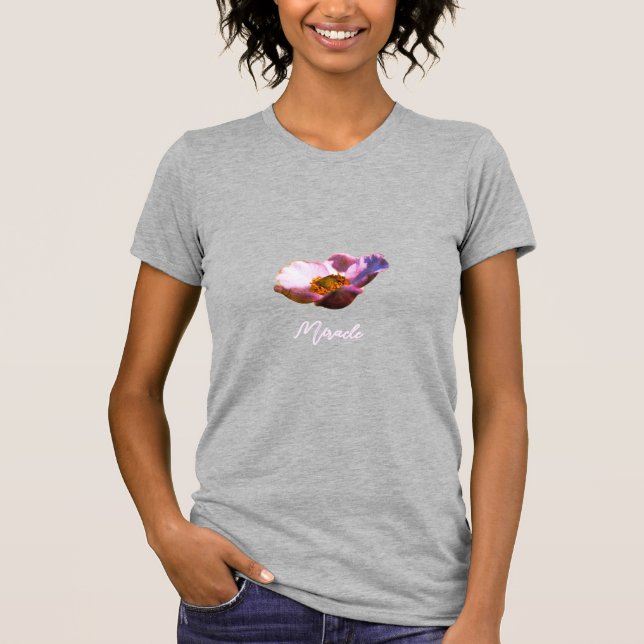 Pink Dream Flowers – Elegant Botanical Fantasy  T-Shirt (Vorderseite)