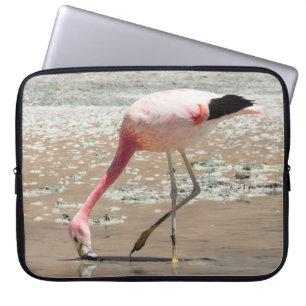 PINK FLAMINGO AUF WASSERKÖRPER LAPTOPSCHUTZHÜLLE