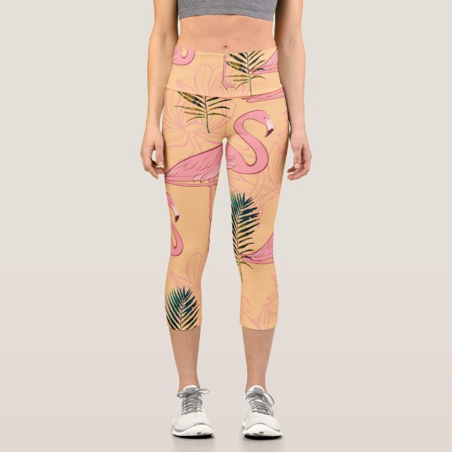 Pink Flamingo Design Capri Leggings (Vorderseite)