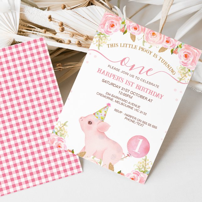 Pink Floral Ballon Dieses kleine Piggy 1. Geburtst Einladung (Sweet little piggy first birthday invitation featuring a cute pig wearing a party hat and balloon. )